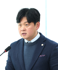 ▲더불어민주당 소속으로 지역구가 구월3, 간석1·4동인 김재남 의원